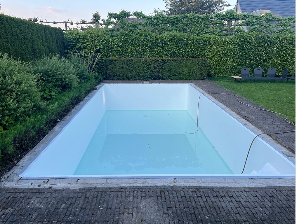 Renovatie zwembadliner in Nijlen