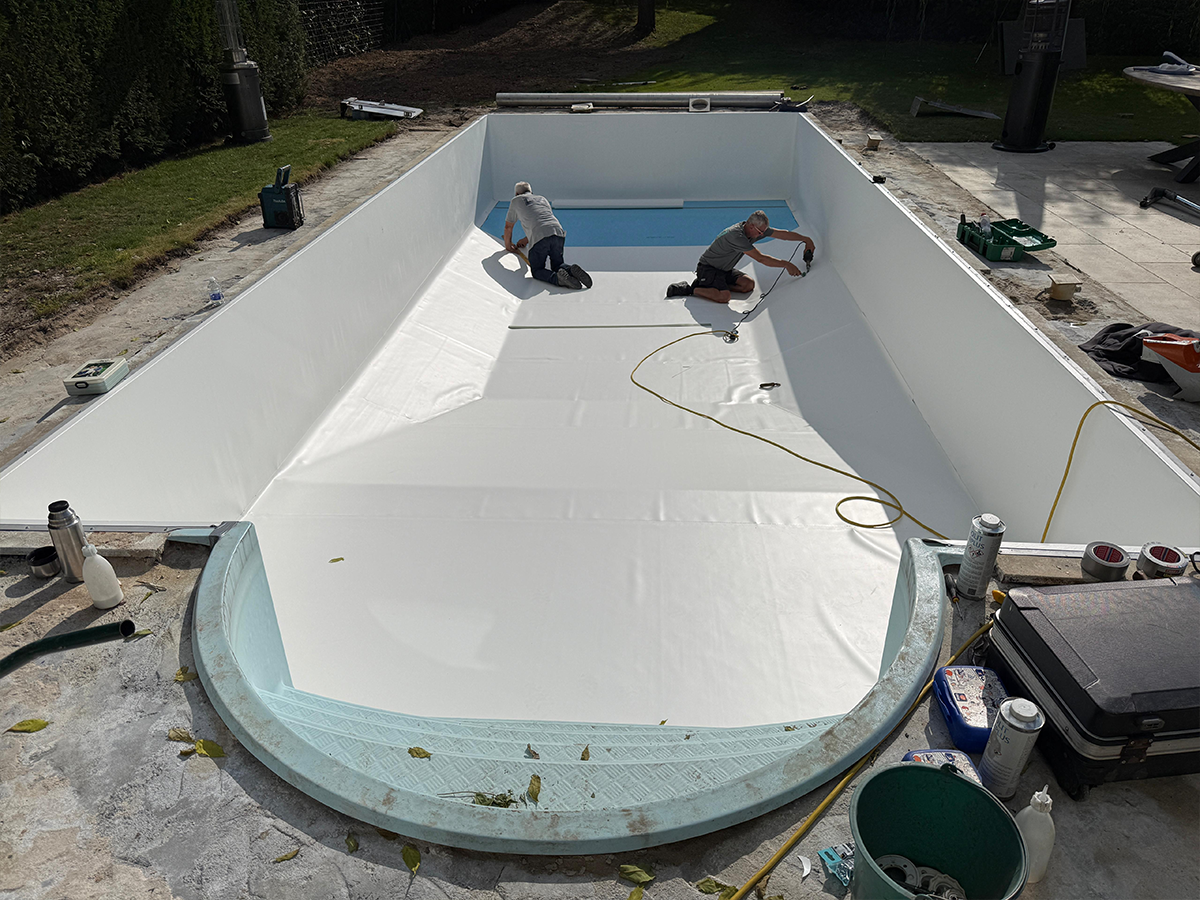 Renovatie zwembad groepspraktijk Boom